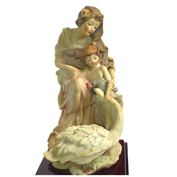 Giuseppe Armani Maternity Swan Porcelain Figurine Limited Edition - Picture 1 of 9